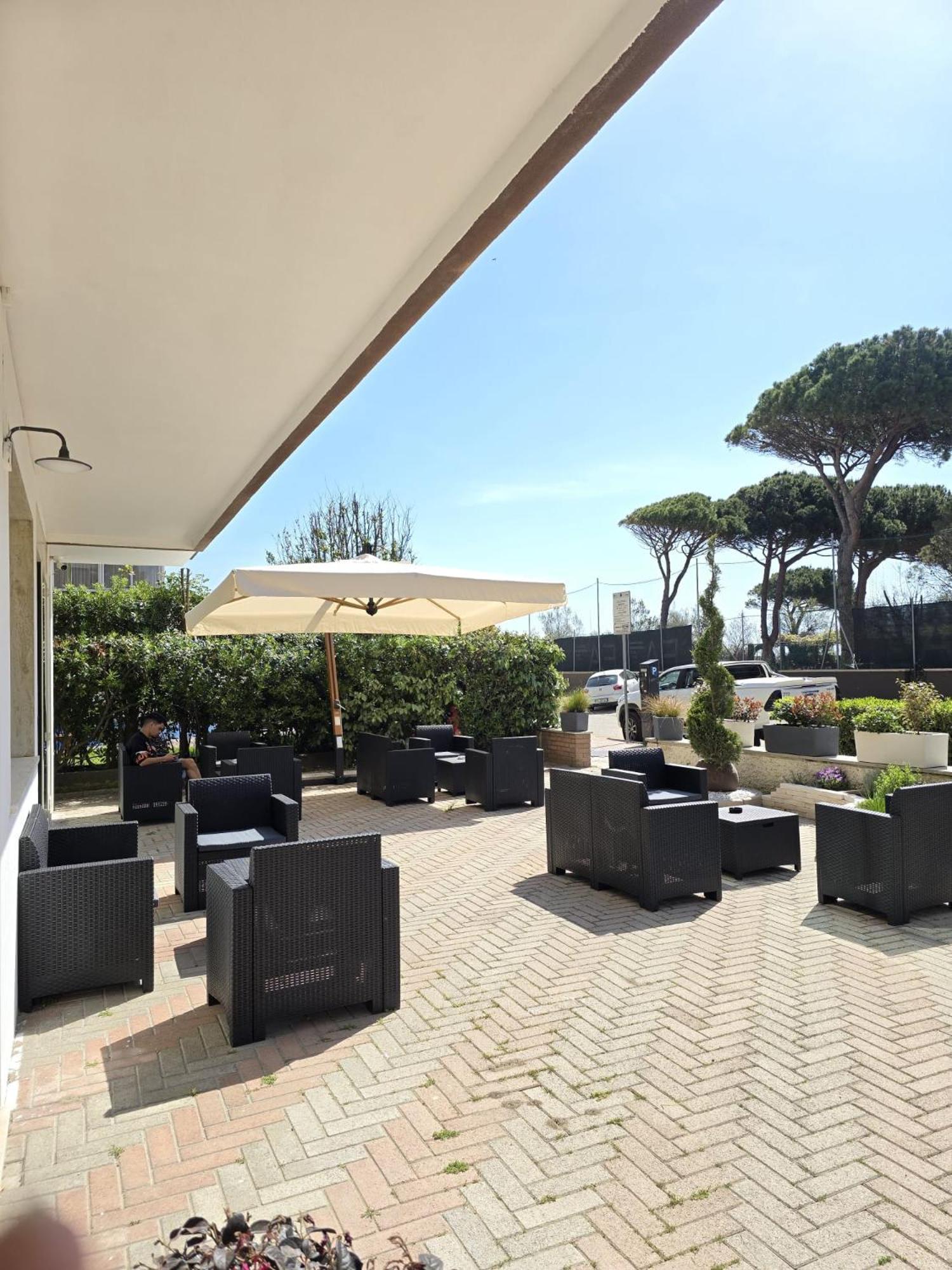 Hotel Helios Beach Milano Marittima Eksteriør billede