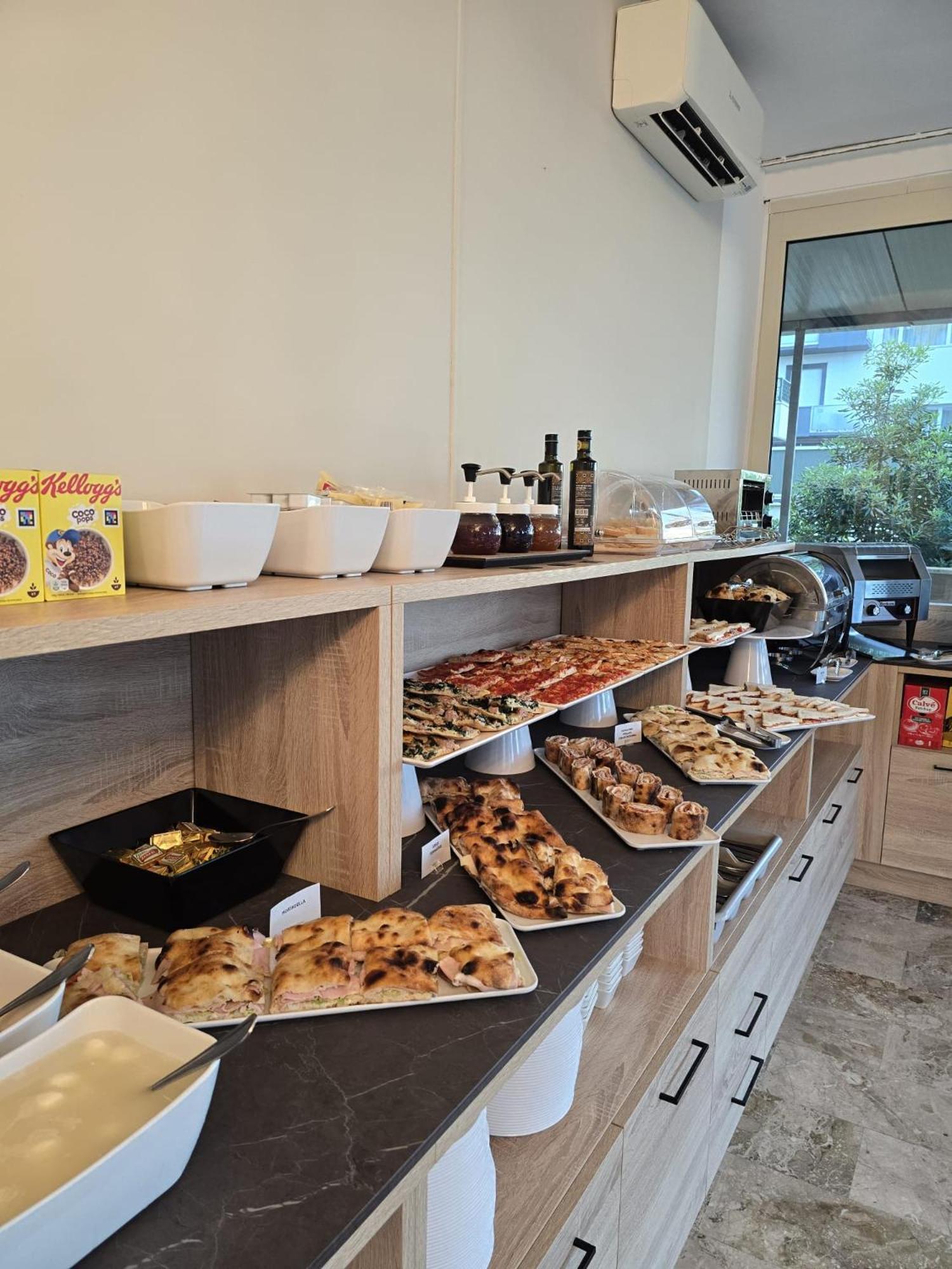 Hotel Helios Beach Milano Marittima Eksteriør billede