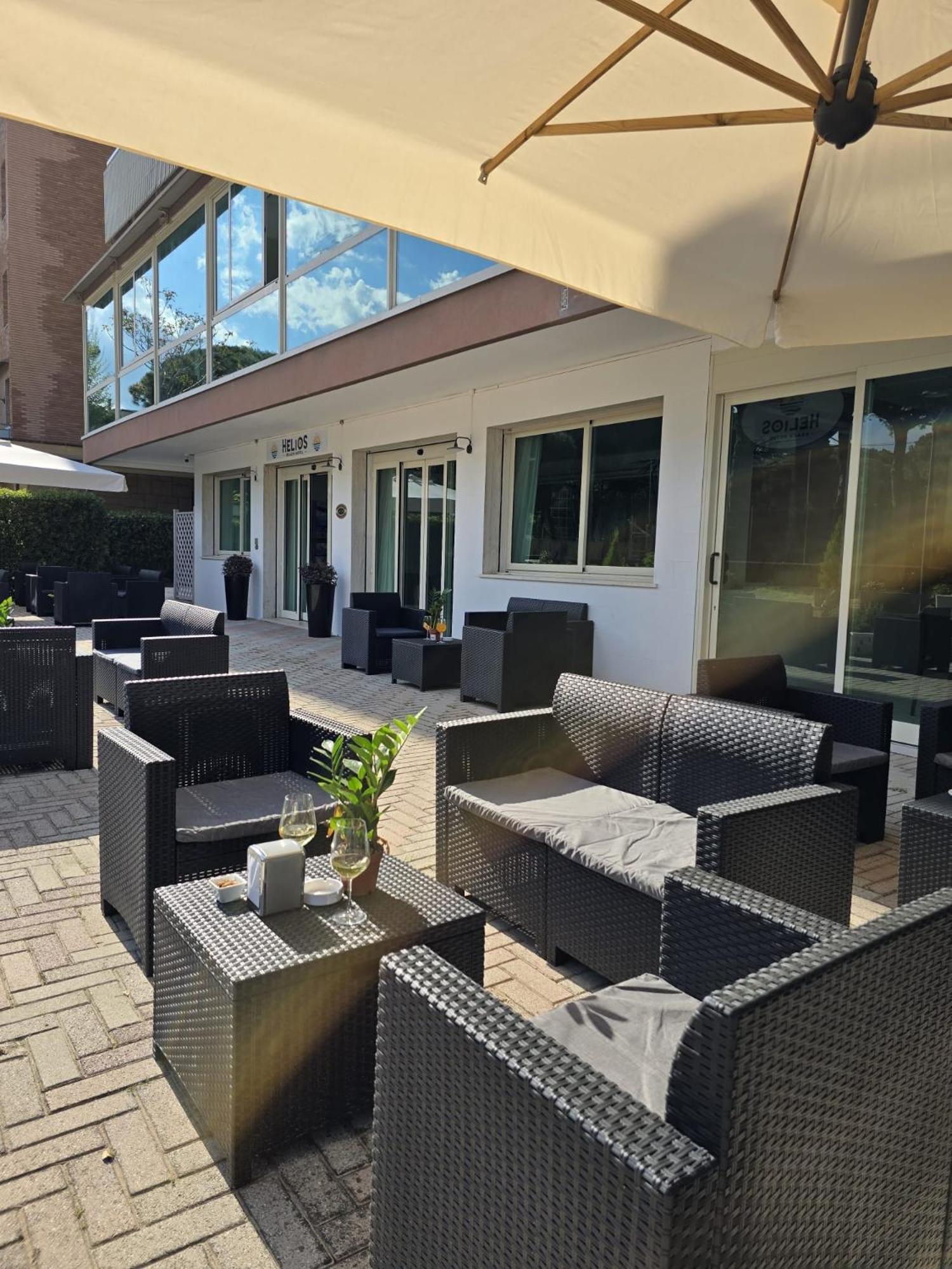 Hotel Helios Beach Milano Marittima Eksteriør billede