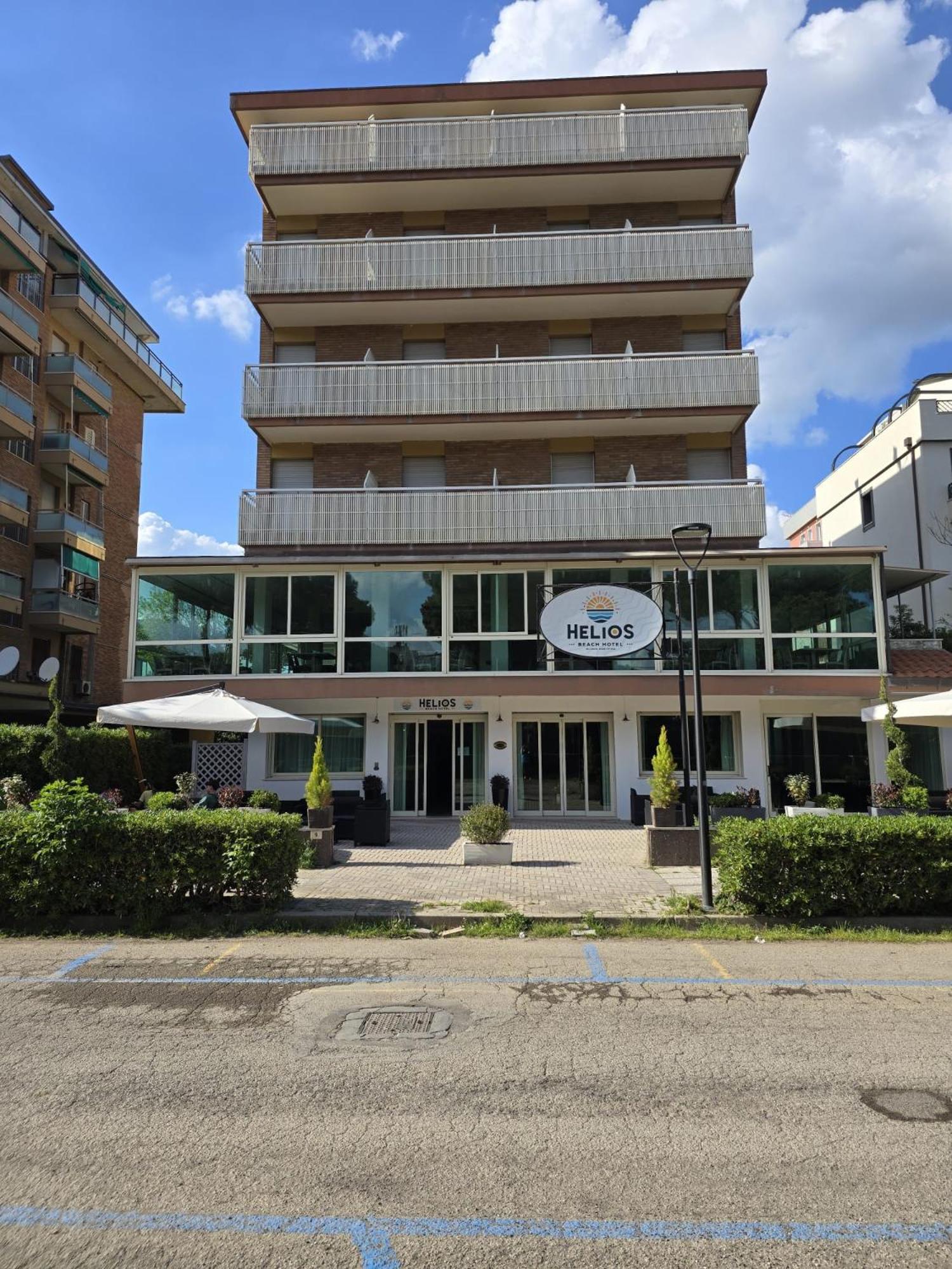 Hotel Helios Beach Milano Marittima Eksteriør billede