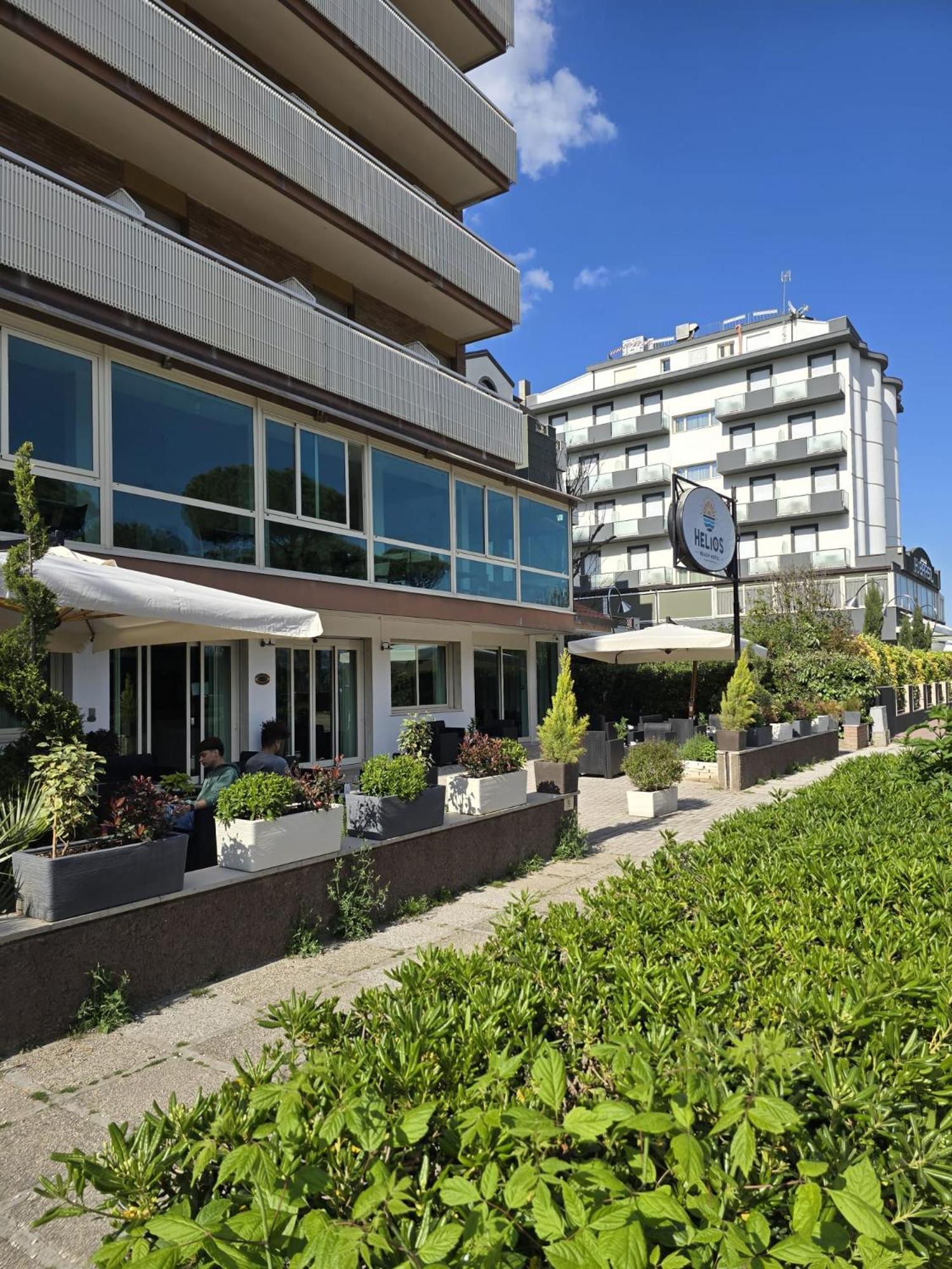 Hotel Helios Beach Milano Marittima Eksteriør billede